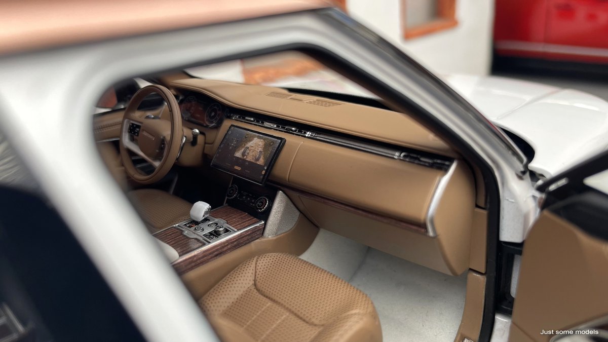 justsomemodels's tweet photo. 1:18 Range Rover SV Serenity theme 2022 - LCD Models, interior
More pictures on my Facebook and Instagram.
#landrover #rangerover #suv #luxury #luxurycars #britishcars #118scale #diecast #carmodels #modelcar #miniature #scalemodel #lcdmodels #jsm #justsomemodels https://t.co/Qk131mo94r