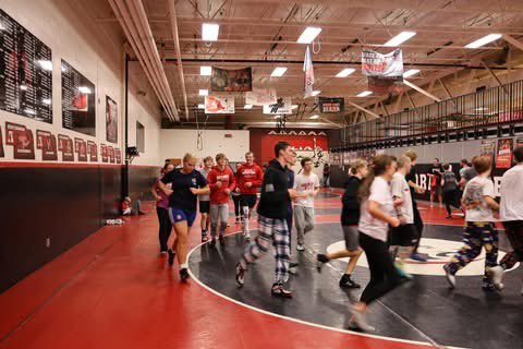 Holiday parent practice! Thank you parents, siblings and alumni for participating! #InTheFight 🤼‍♂️