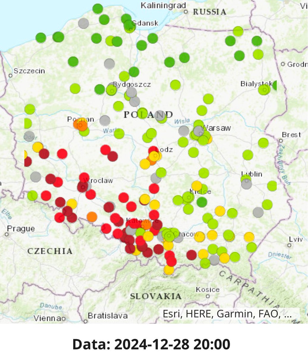 n_smog's tweet photo. Dla wszystkich nie potrafiących dopuścić do siebie informacji o prawdziwości wskazań sensorów airly czy Kanarek App. Mapka państwowych stacji GIOŚ. Też widzicie w tym spisek? Jakieś teorie? 🤡
#edukacja #mkis https://t.co/cooTFbZvej