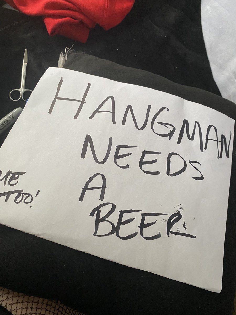 YaBoiSam_'s tweet image. Headed to Worlds End tonight is bitter sweet. It’s been a month since I lost my mom and it doesn’t get easier, but she wouldn’t want me to stop going. So today is for her, ima enjoy it. And I gotta rep @WheelerYuta  ❤️ Also don’t make fun of me for my signs 😭 #AEWWorldsEnd