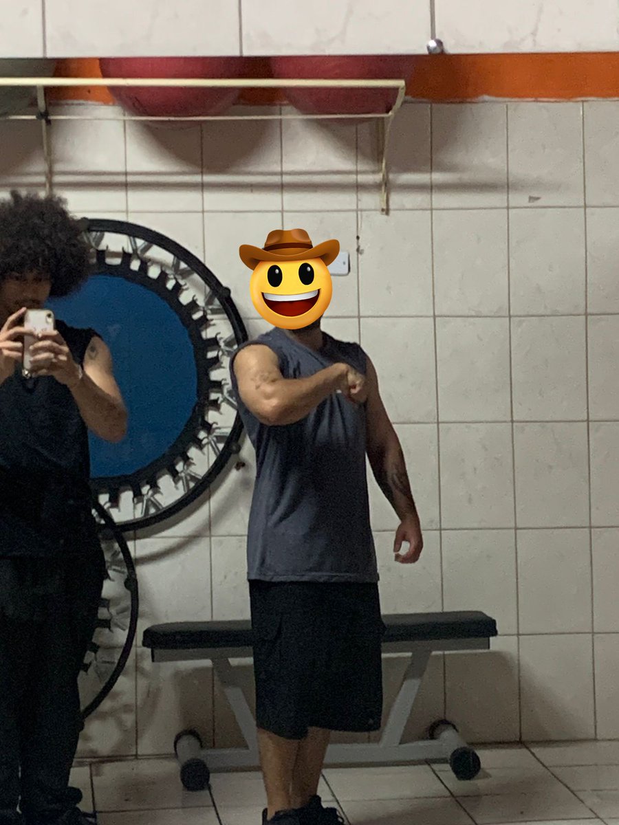 FrajolaMs's tweet photo. deixando aqui o início de uma mudança. 5 meses até agr https://t.co/Jtr68YVWYc