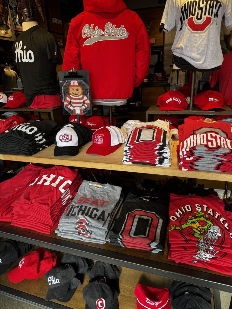 ItsHeather tweet media