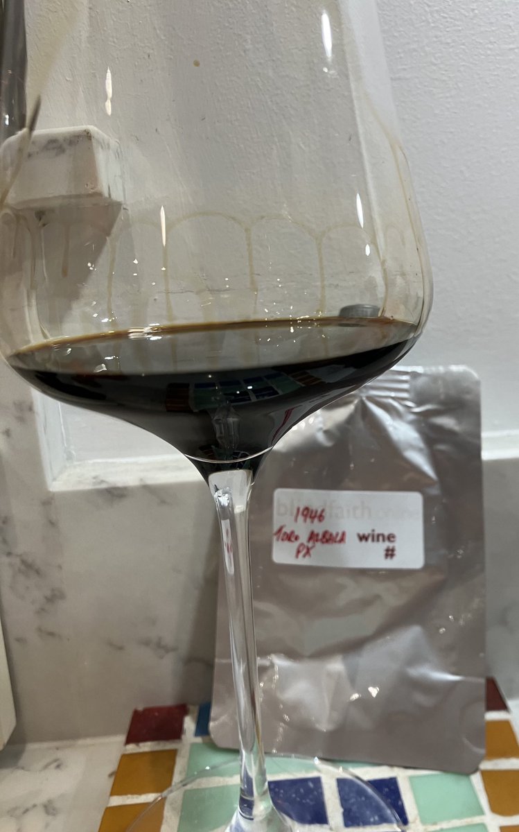 Fantastic opportunity to taste a 78 year old PX from Toro Albala courtesy of ⁦@BlindFaithWine⁩. Awesome wine so hedonistic and incredibly complex and intense and everlasting finish. #Sherry #PX 🥰😎