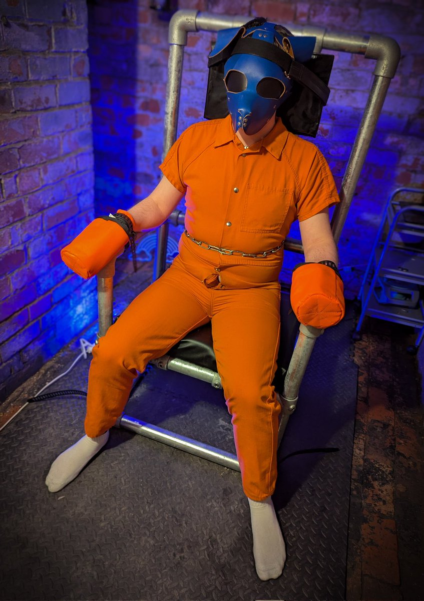 Meet <a href="/ScotPupAxel/">🏴󠁧󠁢󠁳󠁣󠁴󠁿 Pup Axel 🏴󠁧󠁢󠁳󠁣󠁴󠁿</a>! He'd say hi himself, but he's a bit tied up right now.