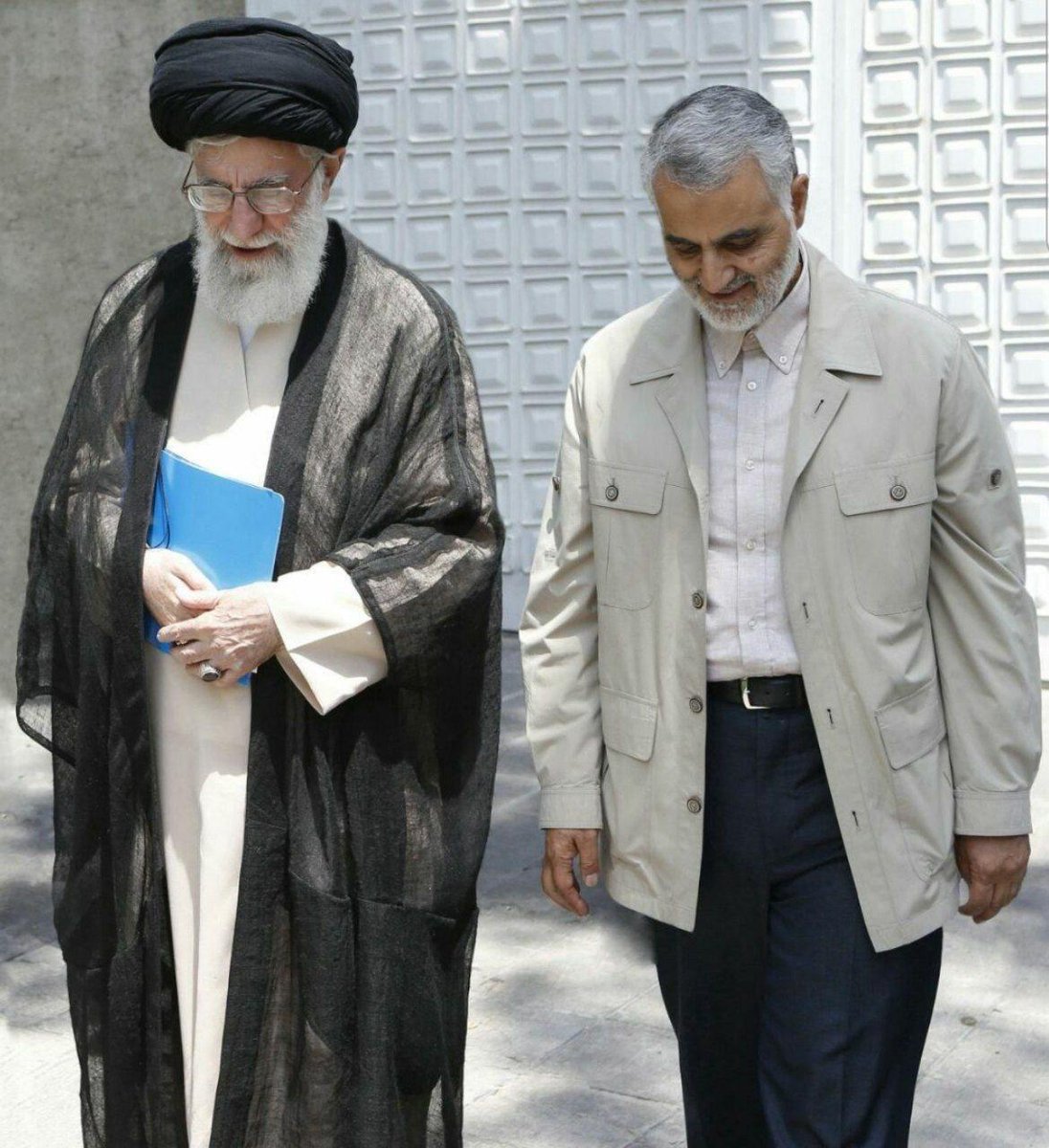 ای #رفیق_خوب_ما ما نیز #سرباز سیدعلی خواهیم ماند تا جایی که نفسی در سینه داریم.