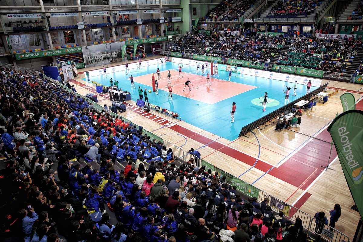 CopaEspanaVB's tweet image. 🤩🔚 Finaliza el ALL STAR IBERDROLA con victoria del EQUIPO BLANCO ⚪️🔝

🎉 AMBIENTAZO y AFORO COMPLETO en el Palacio Multiusos de Guadalajara 📍

🌟 CAMILA HIRUELA, de @CD_Heidelberg , elegida MVP del partido‼️