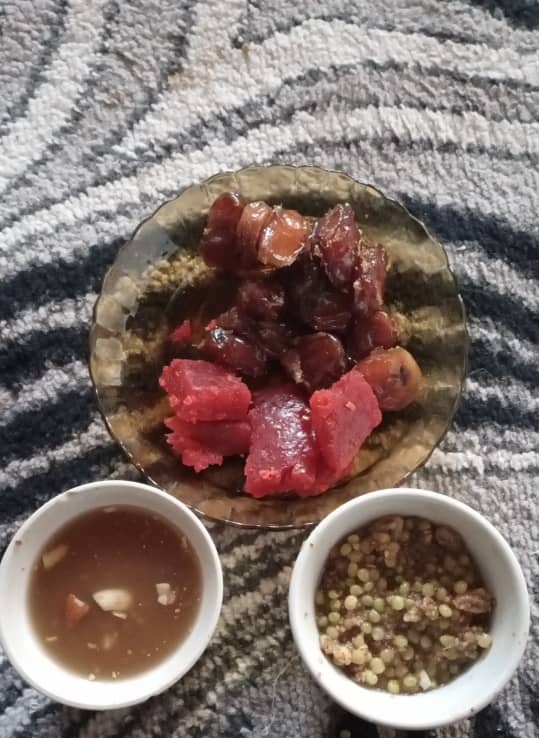 ماذا  تسمون هاذا بلهجتكم خلونا نستقبل الغه العربيه ولهجاتها............؟ 👌🏻