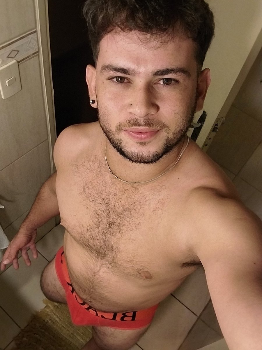 cooperbaez98's tweet photo. Hola volví 😏🔥 https://t.co/eQg0FLKtlZ