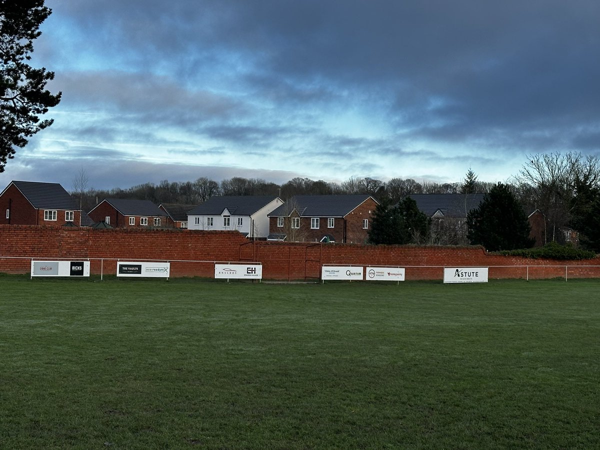 RuabonRoversFC's tweet photo. CHRISTMAS WORKS 

A busy day down at The Rec. We’ve spent the day resetting perimeter barrier posts, we’ve also put up sponsorship boards and started cladding our brand new dugouts. 

All this goes a long way to improving our village football pitch. 

#OurVillageOurTeam https://t.co/TMfBK9PFfE