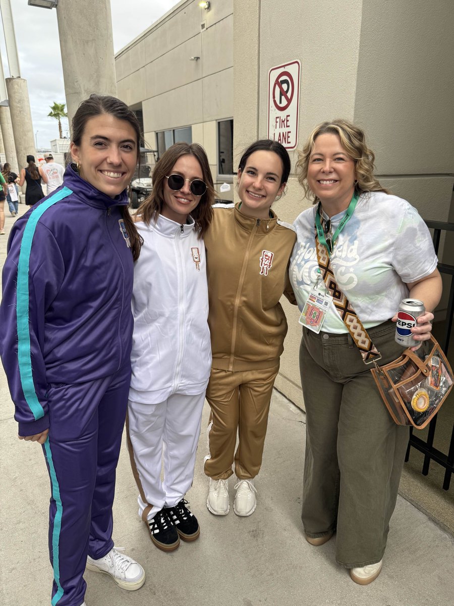 Sickos Committee tweet media