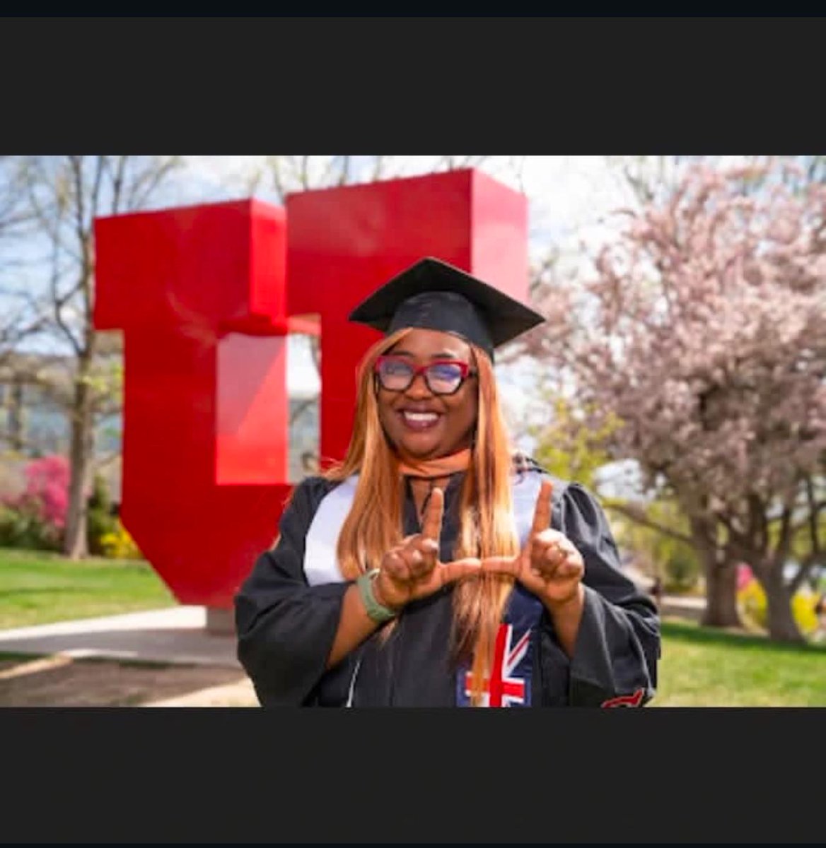 deboadebunmi's tweet photo. Started the year as a graduate student and end the year a graduate. https://t.co/ajq4q8MvMd