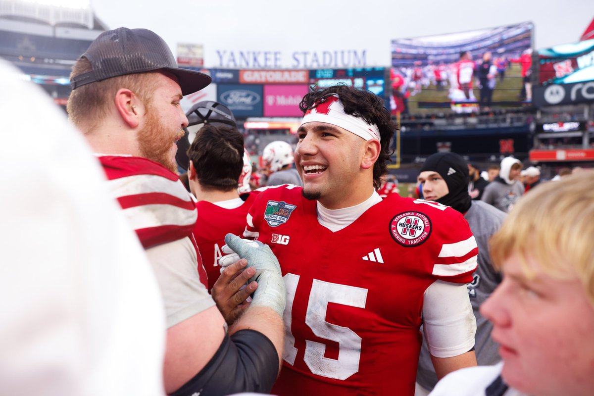 NebraskaOnBTN's tweet photo. A Bronx Tale 🌽

#B1GFootball x @HuskerFootball https://t.co/w9DYDSmbdf