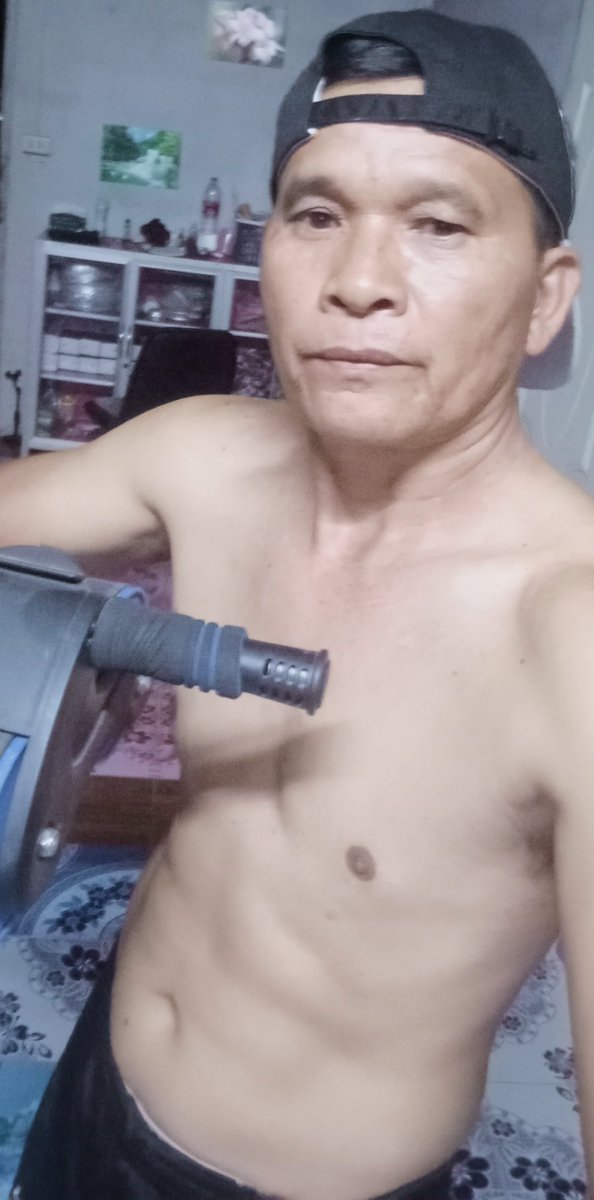 ThwichM's tweet photo. เล่นล้อกลิ้งเพื่อสุขภาพ ลดพุง ,สร้างซิคแพค สร้างกล้ามเนื้อให้กระชับ https://t.co/uPXvgDDP0d