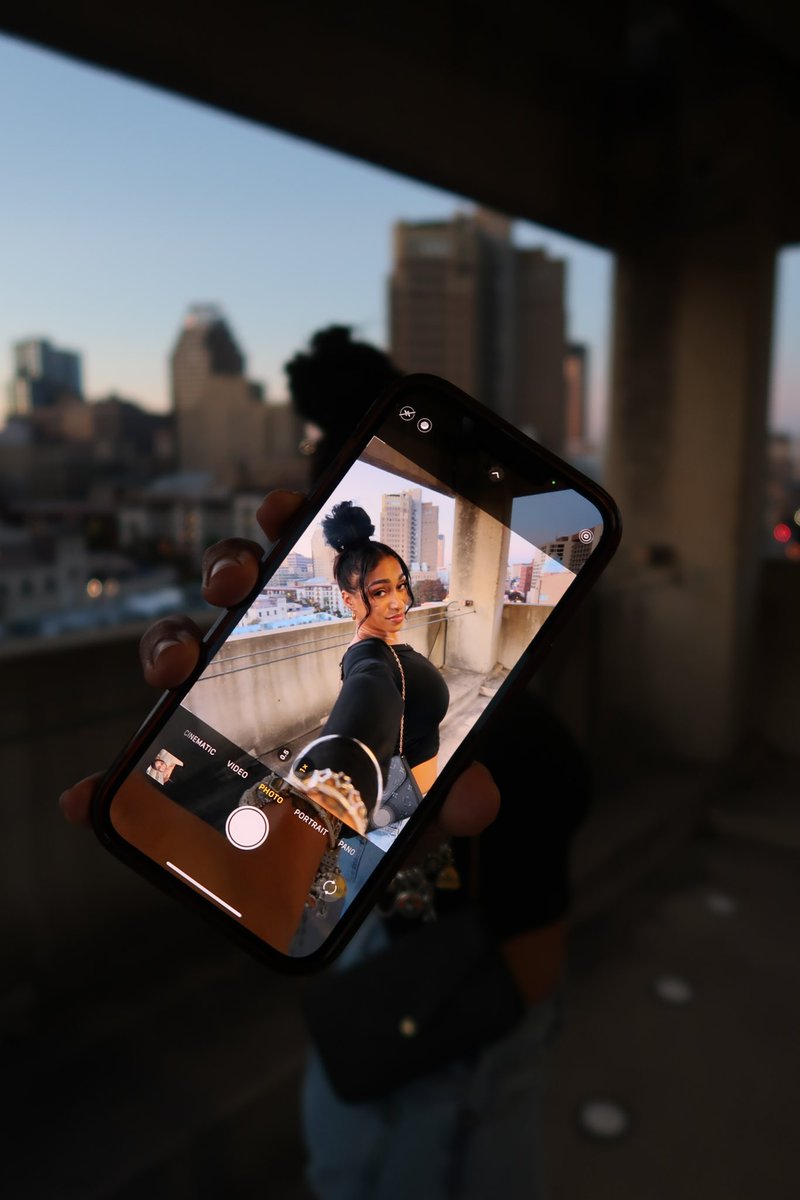 itstattyy's tweet photo. these deserve to be here 🌆 https://t.co/NKHYQaY2Nx