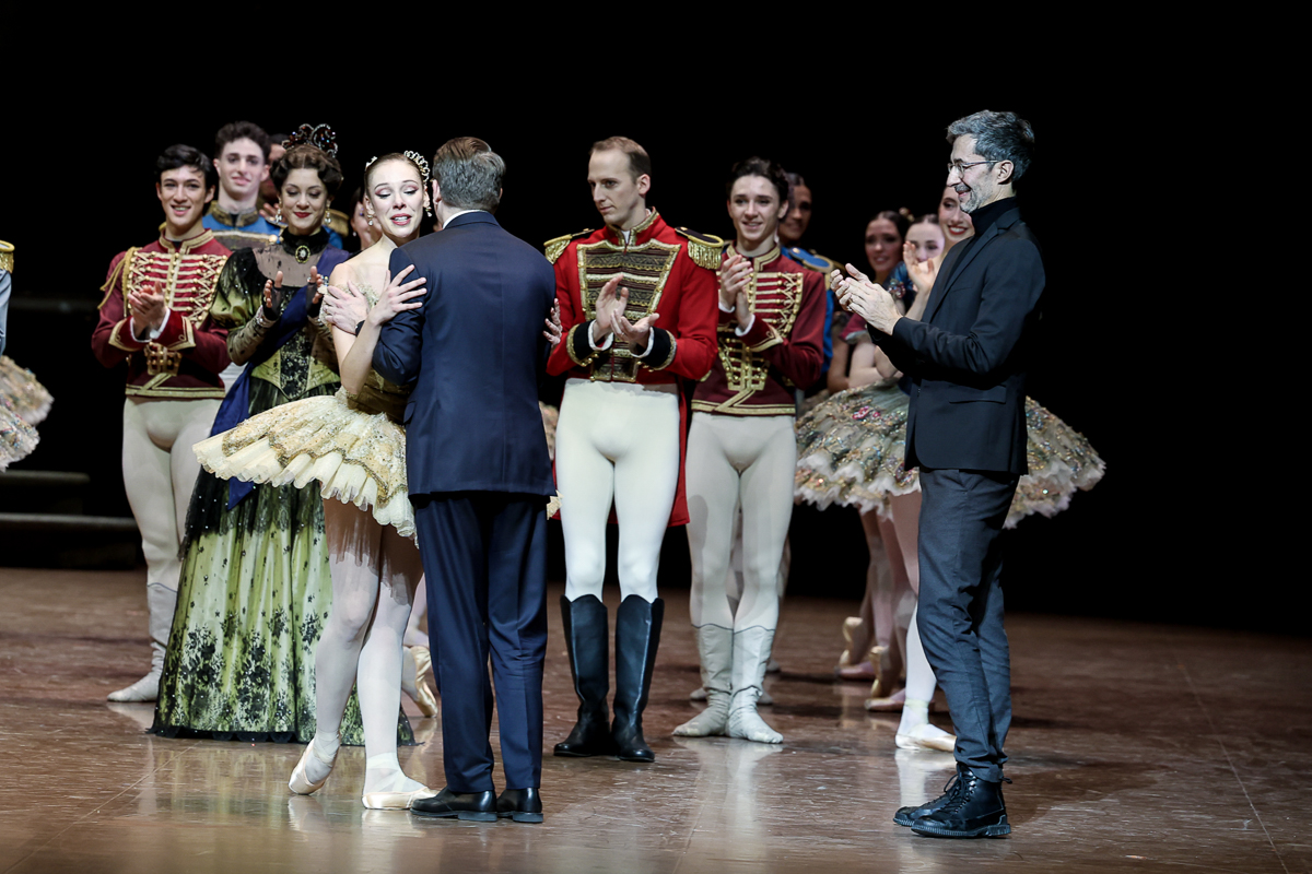 🌟Roxane Stojanov nommée danseuse #Étoile à l’issue de la représentation du ballet #Paquita de Pierre Lacotte, dans lequel elle interprétait le rôle-titre, ce 28 décembre. Une nomination d'Alexander Neef sur proposition de José Martinez.
👏Félicitations !