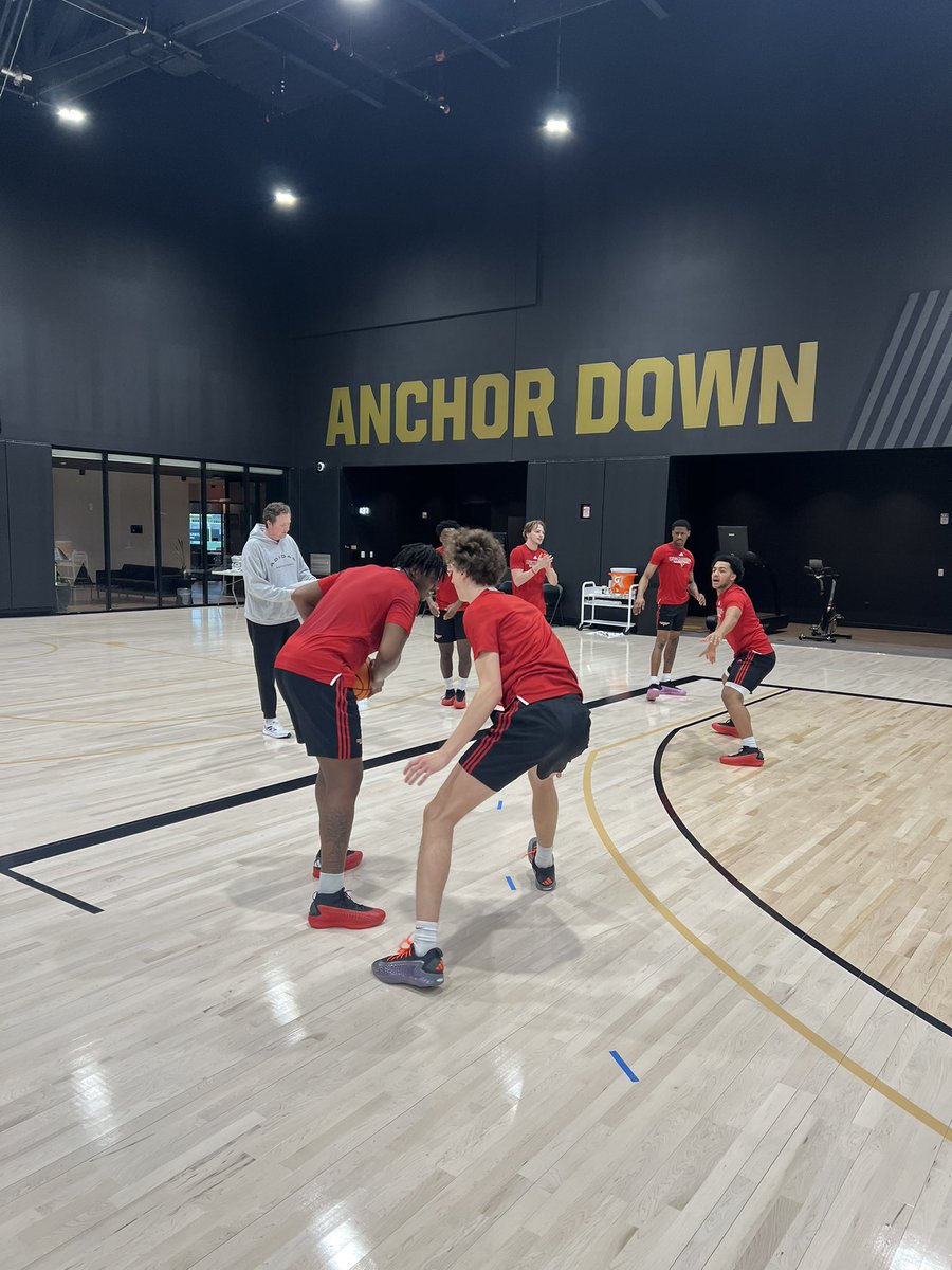 LynchburgMBBall's tweet photo. Special thanks to @VandyMBB for letting us use their new practice facility today‼️

#WonNation https://t.co/bauDjUVdz5