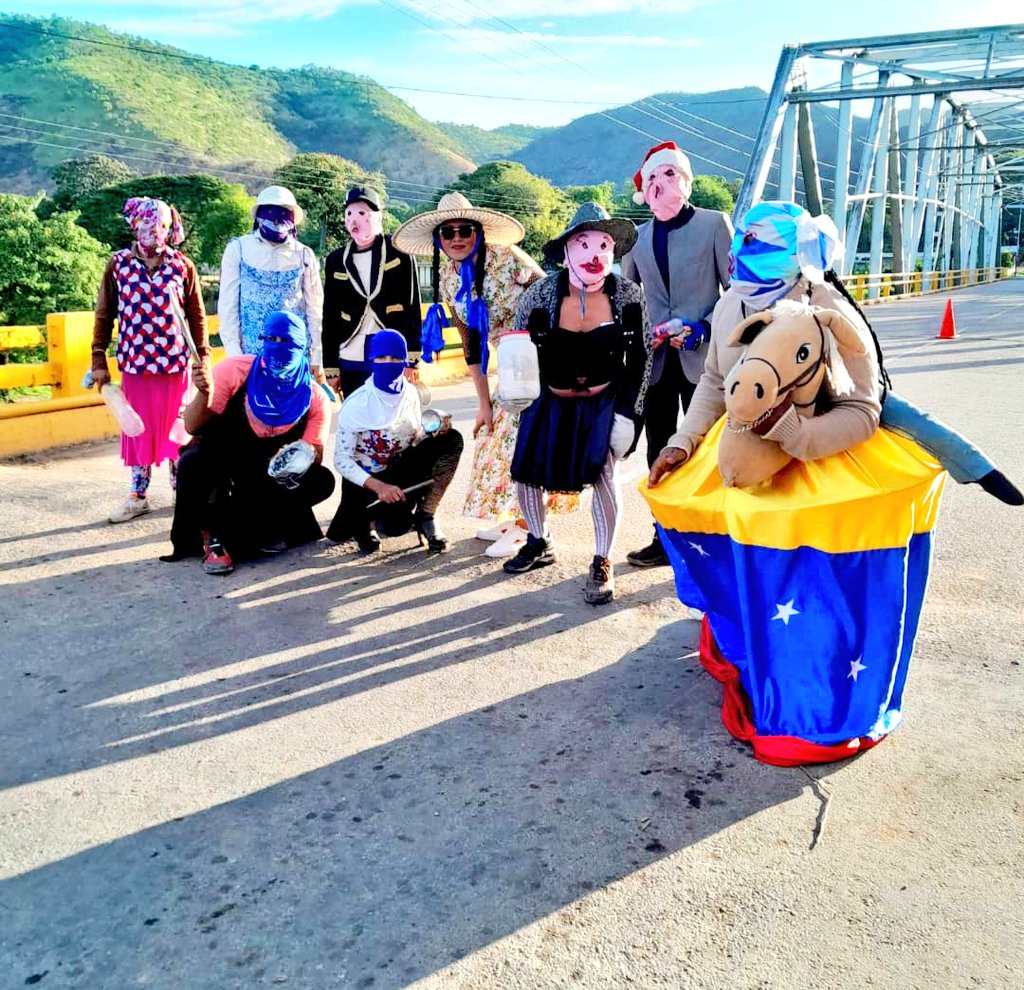 El Baúl Propone tweet media