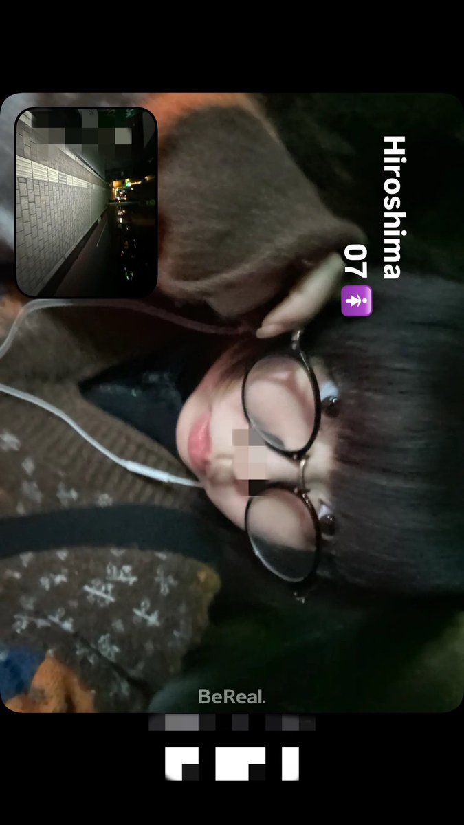 KsTh1r's tweet photo. " 左耳知らなかった穴
              覗いたら昔の女がいた "
 
 #日曜日だし邦ロック好きと繋がりたい 
 #日曜日だし邦ロック勢とつながりたい https://t.co/rpQ4dG7xVb