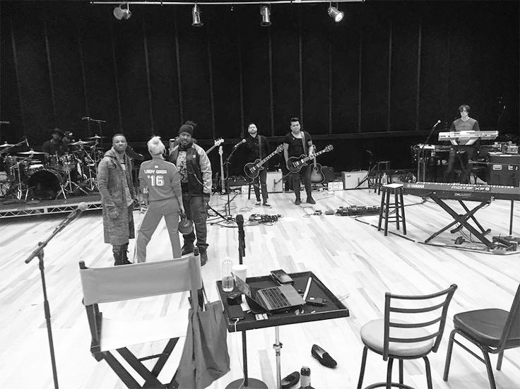 gabsthesinger's tweet photo. houston, NRG Stadium get ready to start 2025 with the energy up there with a unique and exclusive performance on December 31st!

see you there 🏈⚡️ https://t.co/jBkfxBD30y
