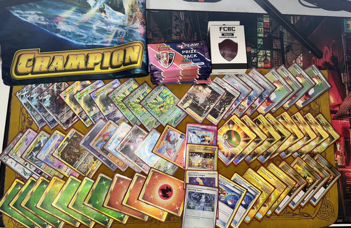 Won the Dragons Lair Houston League Cup w/ Regidrago

 +25CP 331 CP +17 POP Packs +$130

S/O <a href="/FCBCArmor/">FCBC</a> for the best sleeves no bias 

7-0-2

R1 W Blastoise/Greninja 
R2 W Klawf
R3 W Drago
R4 W Klawf
R5 ID Zard
R6 ID Drago
T8 LWW Klawf 
T4 WW Blocklax
Finals WLW Zard

Hawlucha 🐐