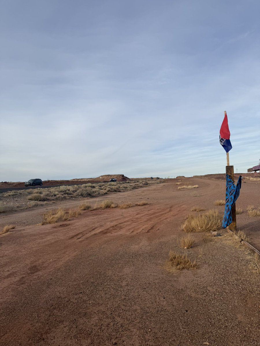BanterHog's tweet photo. If i go missing. I love you all. #navajoHog #sandhog #ineedafuckingzyn https://t.co/lSbSMkdBEM