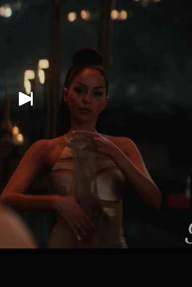 veeingjust's tweet photo. ppl watching snw will try to convince you Spock is str8 when the dude practically ran to answer his comm instead of taking care of his beautiful and hot gf who's even in a nice set of vulcan lingerie after literally proposing https://t.co/nbT267VCQZ
