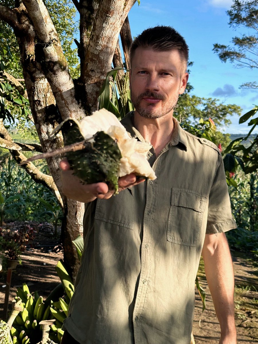 ⠀
⠀⠀⠀⠀ 𝗽 𝗼 𝘃     :     your camera roll 
⠀⠀⠀⠀ if i was your boyfriend 

⠀