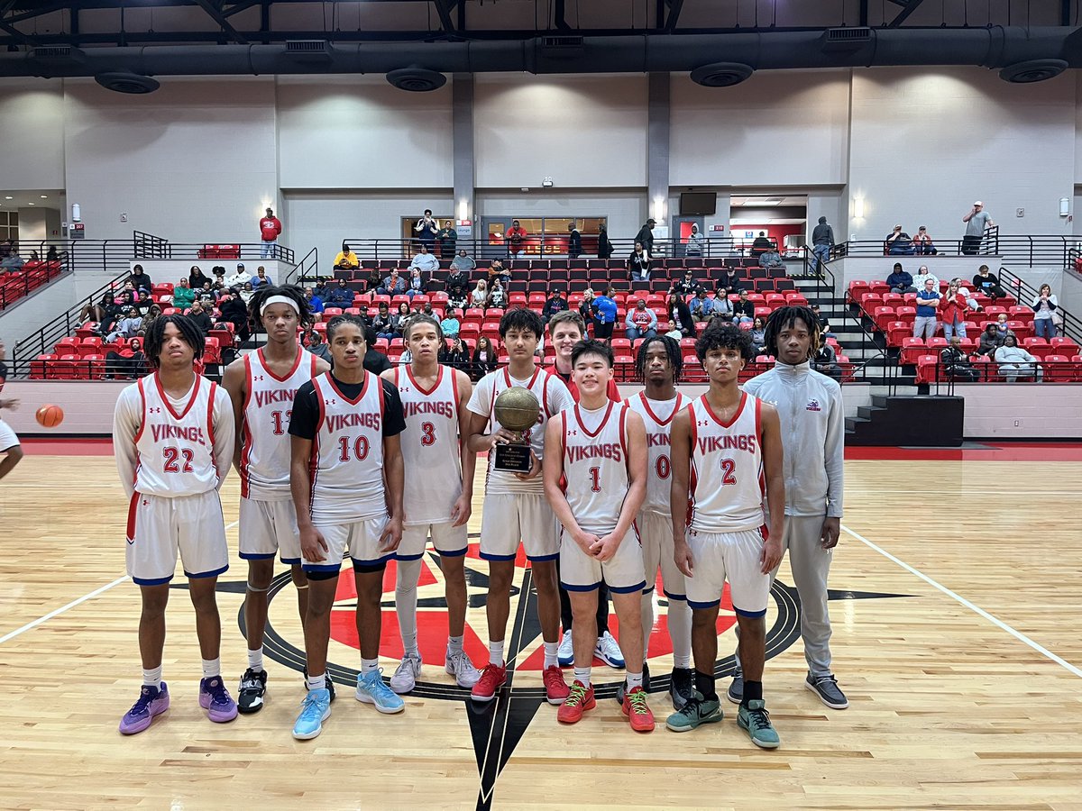 dulleshoops's tweet photo. Extremely proud of these young men. Played hard, played smart, and played together. Coming back home with the second place trophy in the Lee College Classic  @DHS_Vikings @DHSAthletics550  #dontgiveuptheship https://t.co/pb5lam9xnC