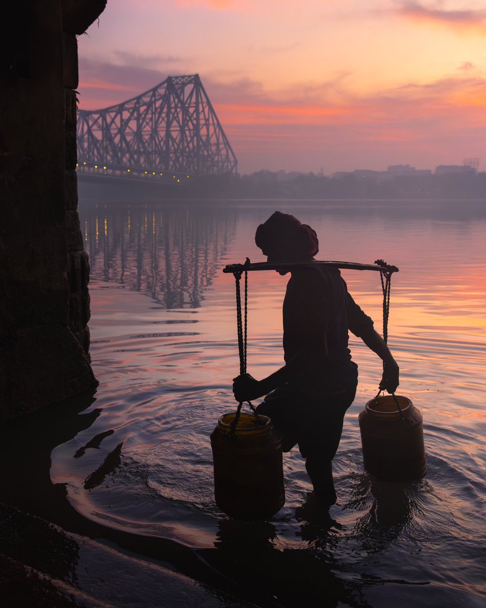 Wishing everyone a happy holidays from Kolkata 🫂❤️