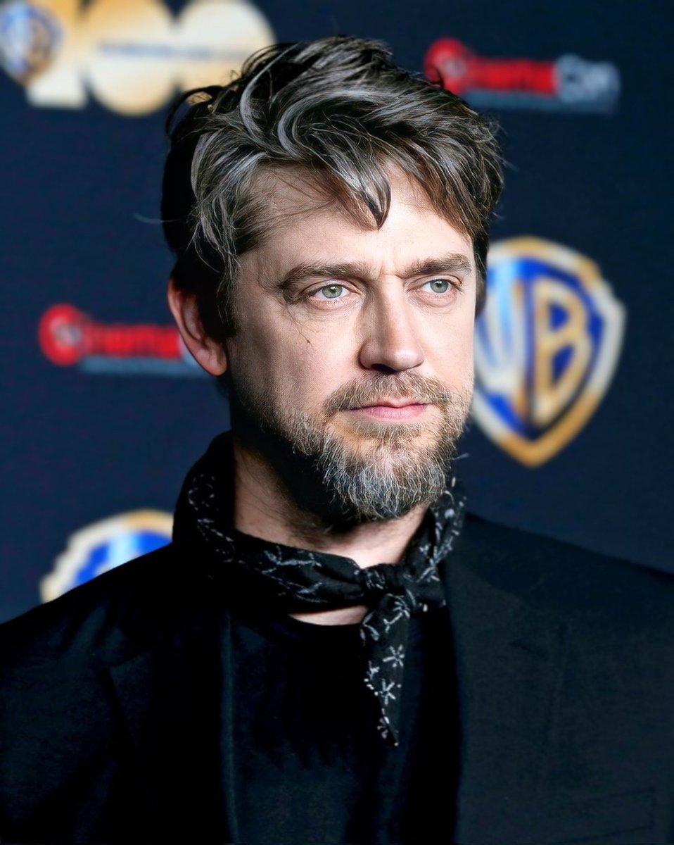 DC_nautas's tweet photo. 🚨 Andy Muschietti diz que desenvolvimento do filme do Batman do DCU foi adiado. 

"O filme foi adiado um pouco. Muita coisa tem acontecido e o desenvolvimento foi postergado." https://t.co/9Rvtmuhb19