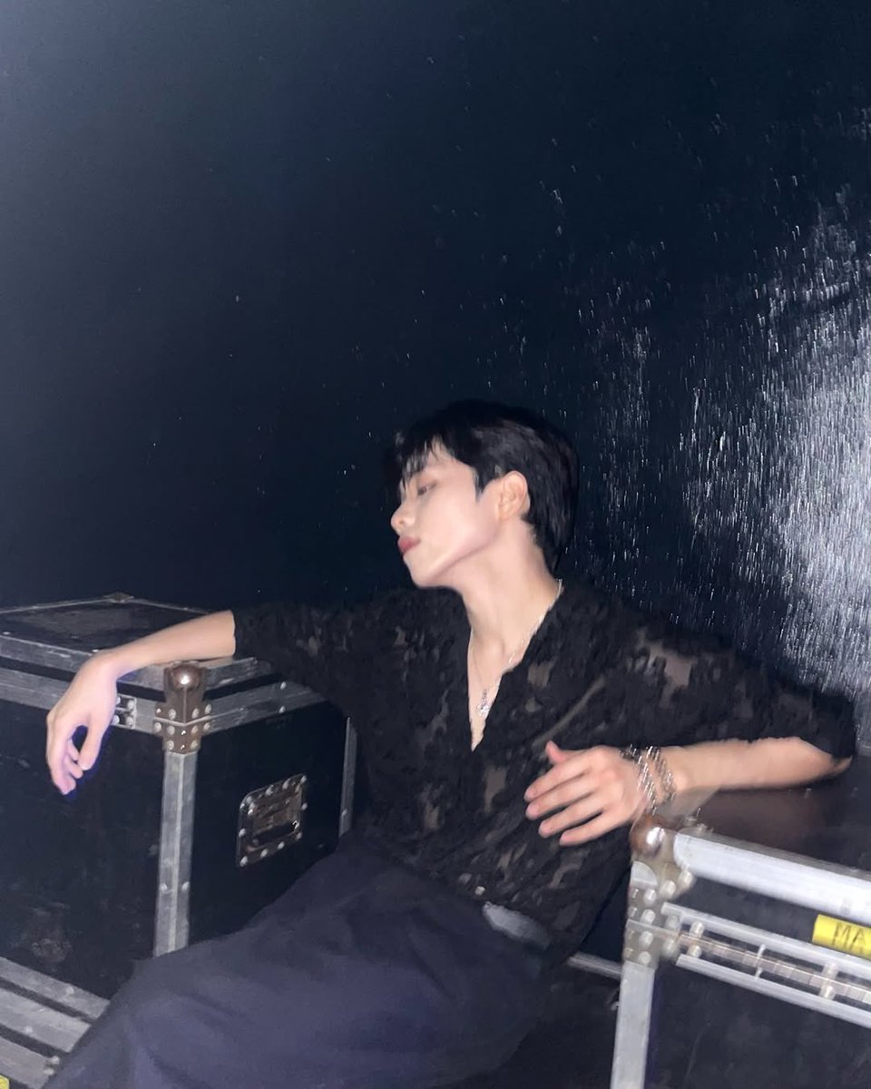 [📷] 122924 @/ialwaysvinci ig post update: “FOUNDATIONS OF A MAN TAKE TIME. MARAMING SALAMAT PO!” - #VINCI #빈치 💙