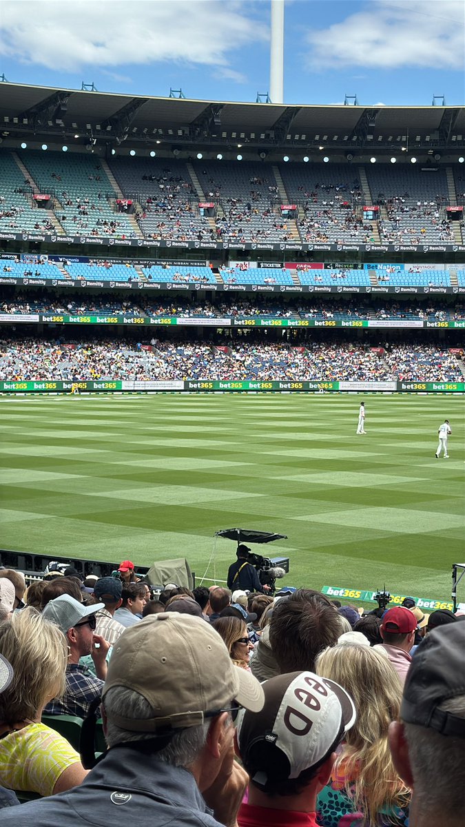 Hey <a href="/marvelstadiumau/">Marvel Stadium</a> this is how you do it  #AUSvIND