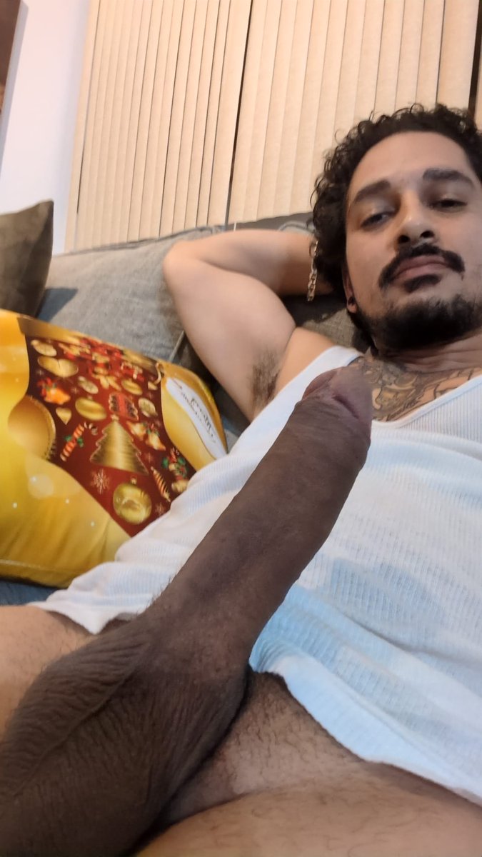 Tumay69's tweet photo. @fiogurant Big latino cock for you https://t.co/IdLFWQAlX2