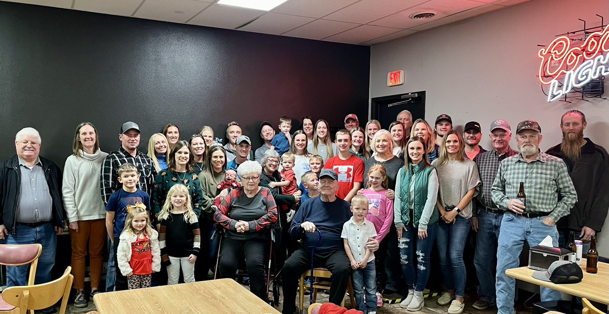 Celebrated grandpa’s 90th birthday with the best crew! 90 years young and still doesn’t miss a beat. We love you Stan the man! ❤️