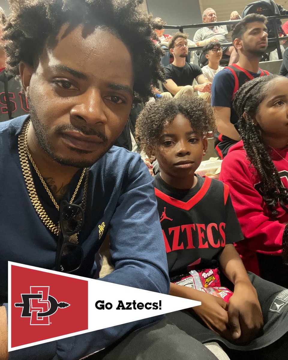 davonbackup's tweet image. #GoAztecs
