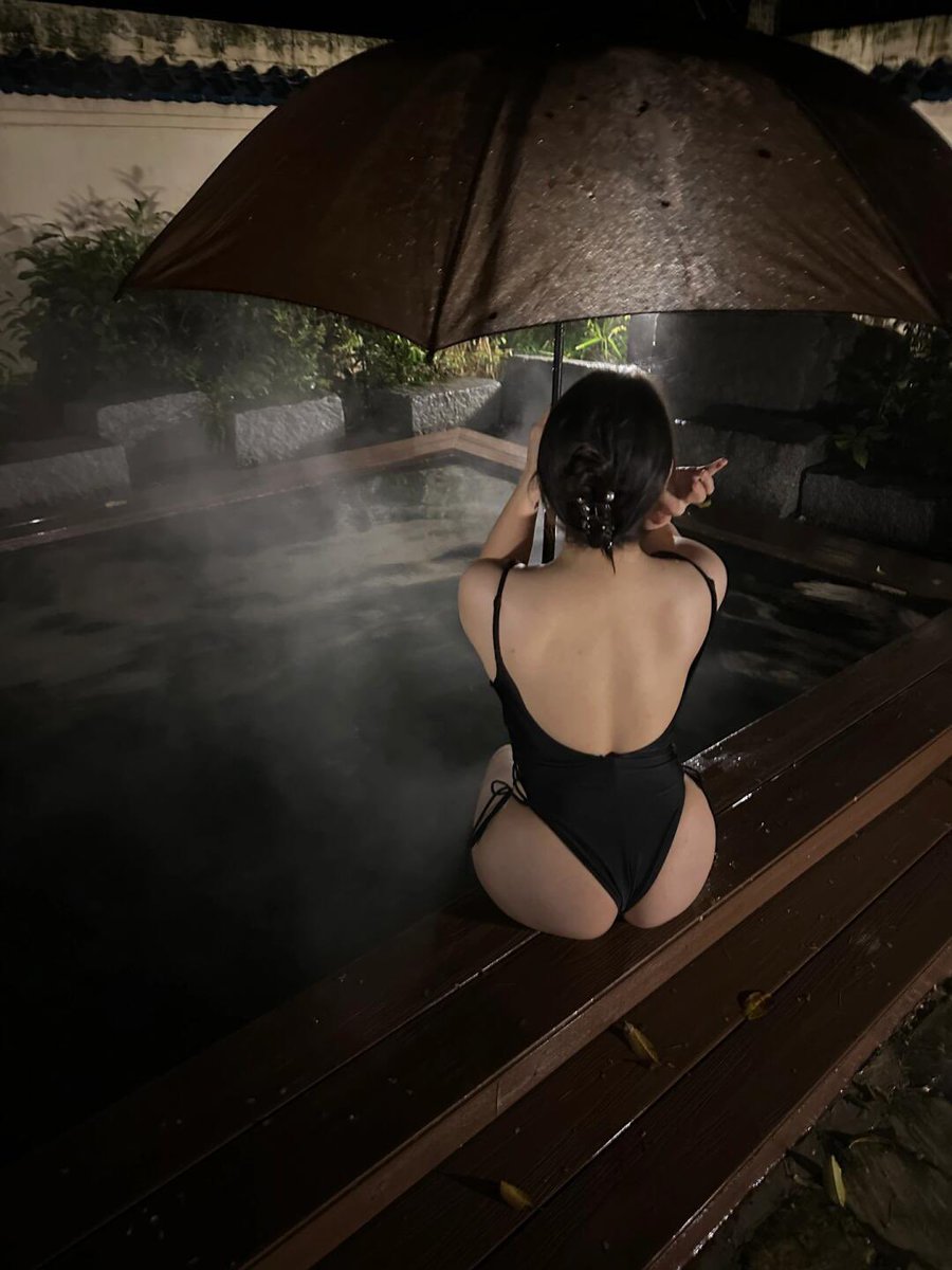 下雨也要泡汤…..