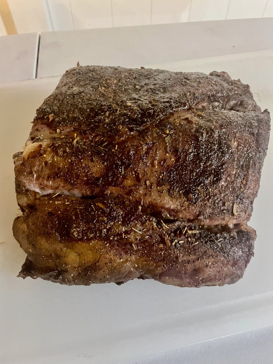 RedWireBBQ's tweet photo. Prime rib. So worth it and not difficult if you are competent at your BBQ game https://t.co/v7vuhecWls
