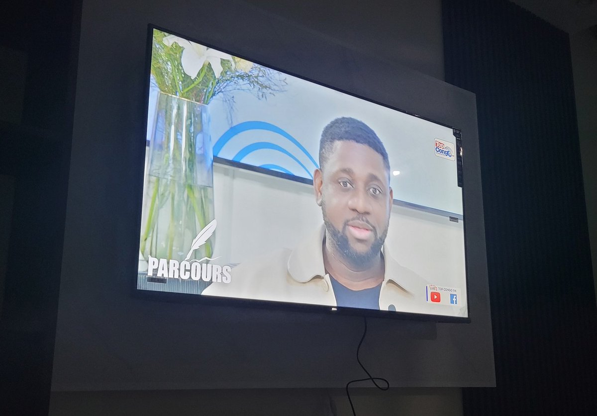 erselem's tweet photo. Je retiens du #Parcours du Pasteur @AthomsMBUMA sur @TopCongo 
l'importance d'avoir des "Aînés", des Mentors, des personnes qui nous guident ... Un homme, Une Inspiration! https://t.co/ZqVZTwdwwi