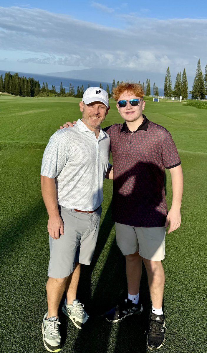 MattSchlosberg's tweet photo. @AdamSandler  we’re in Maui and would be the perfect 2 to complete your foursome.  Let’s tee it up! https://t.co/cbi4KWezcV