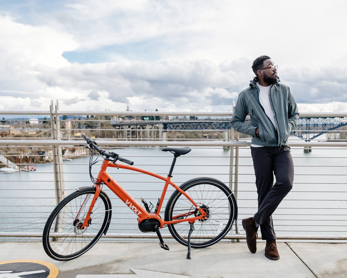 showerspass's tweet image. Rolling through the city, turning heads and avoiding near misses with taxis. The ultimate urban adventure, part ride, part obstacle course!

#ShowersPass #WaterproofGear #AllElementsCovered