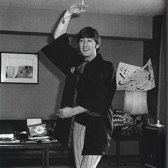 14_kaiju's tweet image. Godzilla and John Lennon doing the shie dance