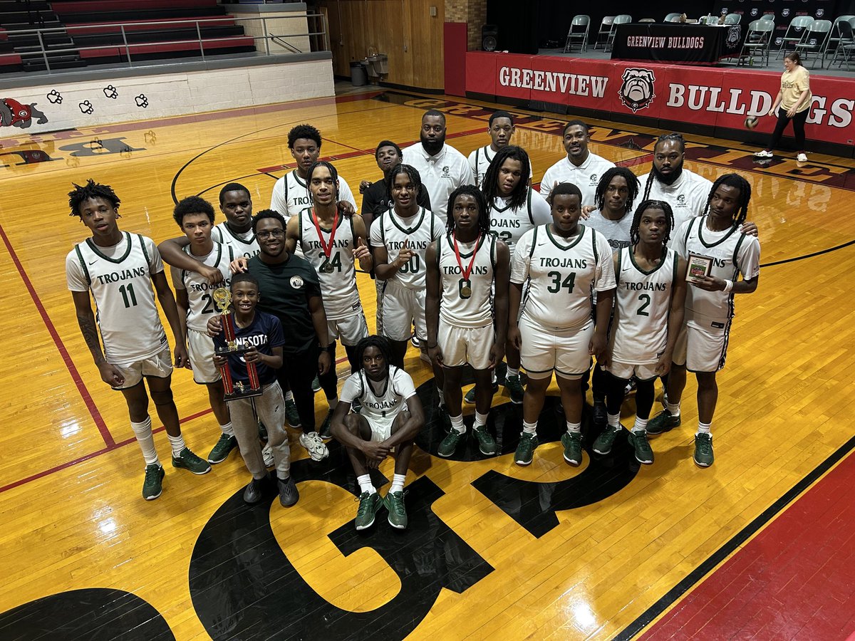 AAldridge2014's tweet photo. Greenview Holiday Tournament 

Championship Game (Final):

Madison - 79
Pleasant Hill - 55

Congratulations to both teams on a great tournament and Championship game!!

@Channel1450com @HardwoodPrepsIL @NestoHoops @RyanMahanSJR @SJRsports https://t.co/Gs7WPiT8r5