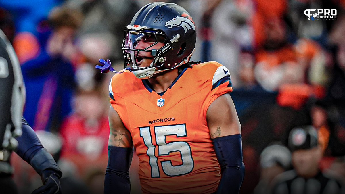 The Broncos defense has 6️⃣  different players that have 5+ sacks, the most players of any team this season. 💪 
- Nik Bonitto (11.5)
- Jonathon Cooper (9.5)
- Zach Allen (6.5)
- John Franklin-Myers (5.5)
- Jonah Elliss (5.0)
- Dondrea Tillman (5.0)