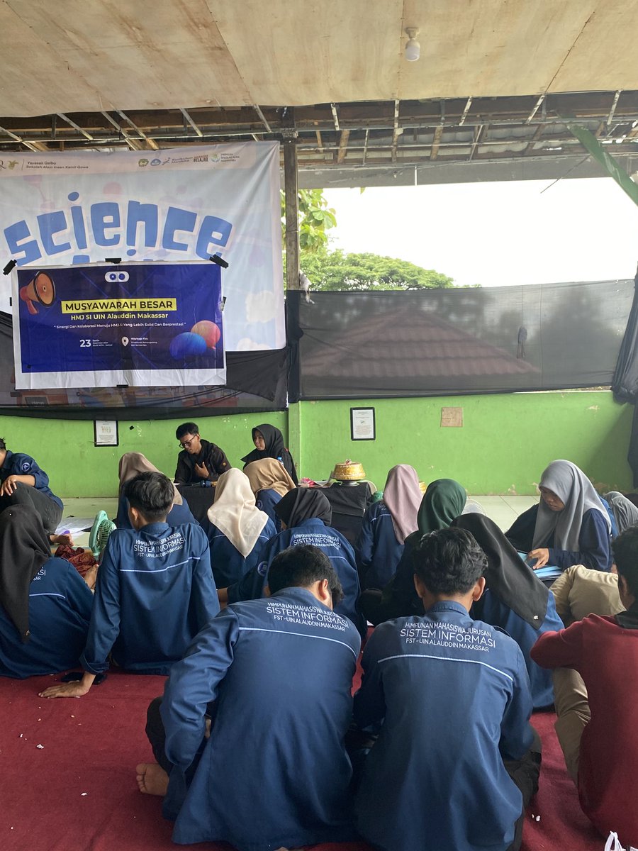 hmjsi_uinam's tweet photo. [🔴LIVE REPORT: MUBES 2024]
Pemaparan Presidium Bendahara Umum HMJ-SI 2024 https://t.co/16xdSogliT