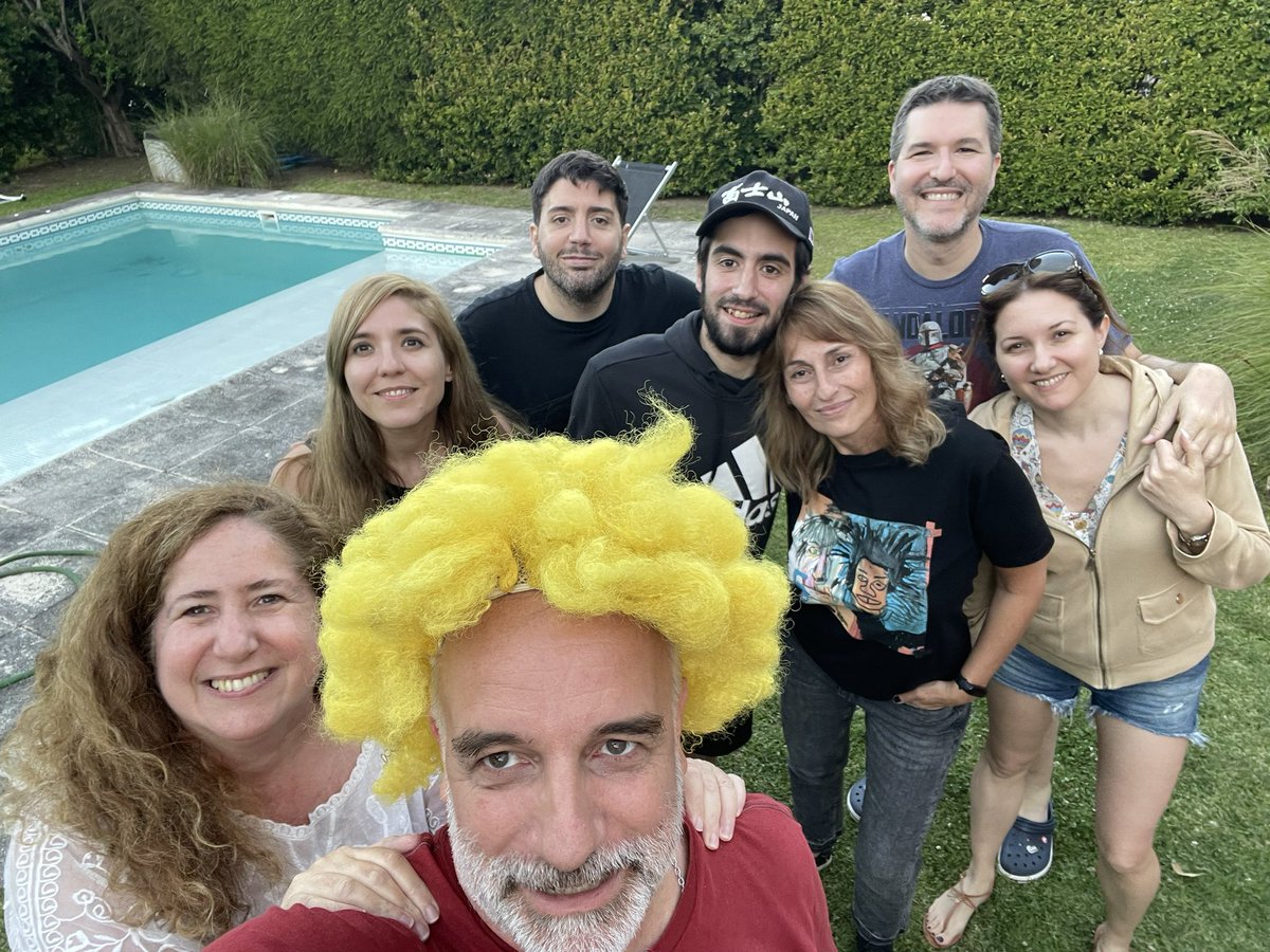 RaspandoelMapa's tweet image. Hubo tortilla party con grupo ecléctico, de esos que se formaban mezclando @ de twitter con los de la vida real, y la magia todavía funciona si la onda es buena