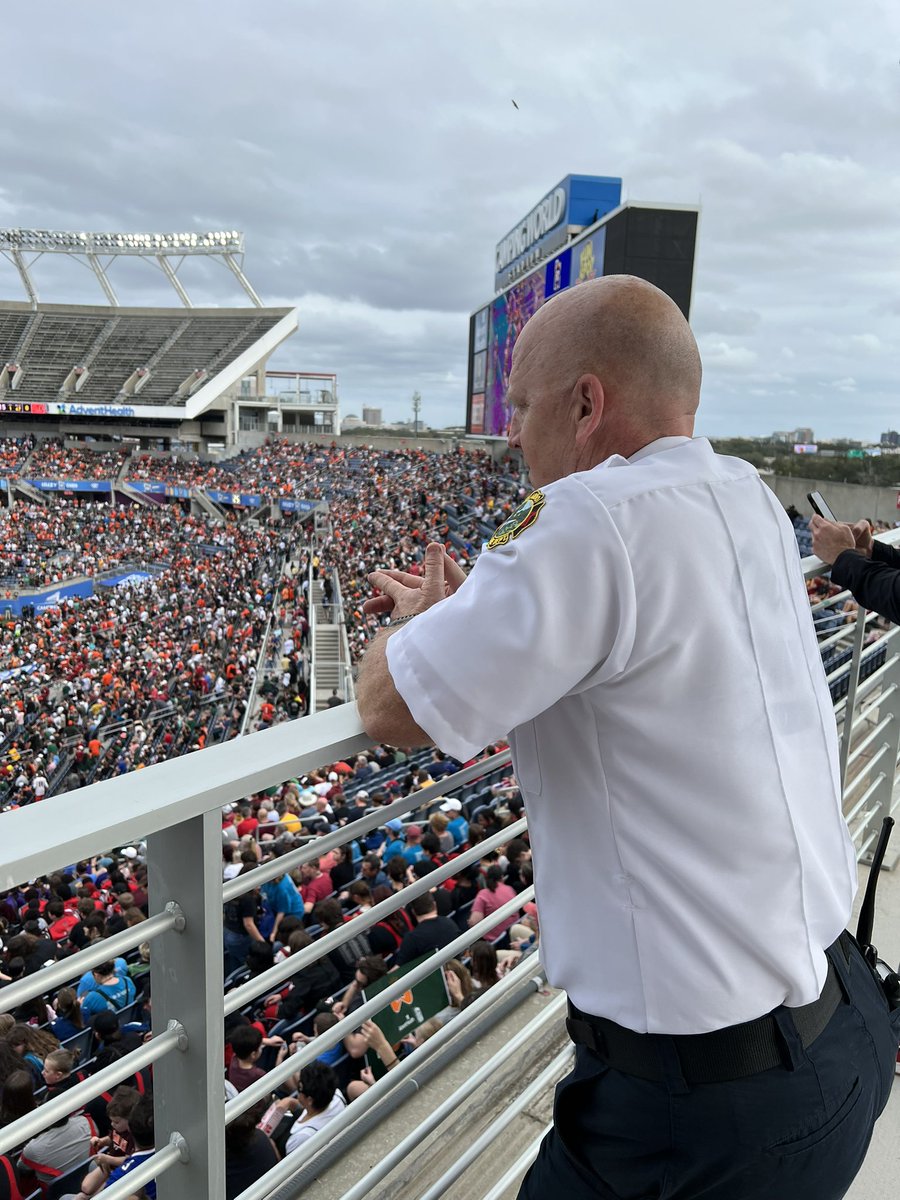 OrlandoFireDept's tweet photo. Our crews made sure everyone safely enjoyed a #crazygood Pop-Tarts Bowl Game at @CWStadium between the @MiamiHurricanes and @CycloneFB. Our fire personnel will do the same again for the #CitrusBowl, the last Bowl Game in Orlando this season on Dec. 31 #ofd #ofdfire #BowlSeason https://t.co/N6EIBs7gDF