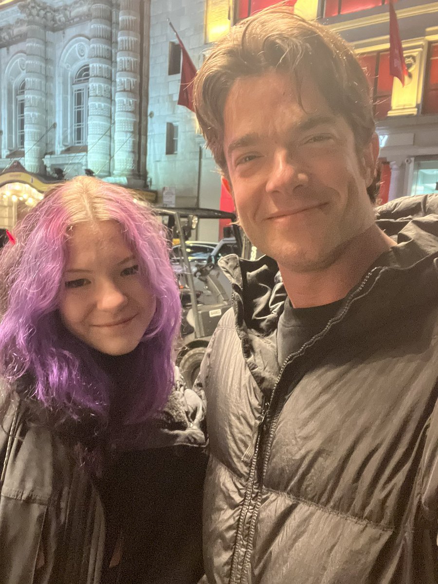mulaneyiac's tweet image. GUYS IM NOT FUCKING JOKING. I SAW RICHARD KIND AFTER STAGEDOOR AND HE SAID THAT HE REALLY WANTS ME TO MEET MULANEY AND TO MEET HIM AT STAGEDOOR BEFORE THE SHOW. AND FUCKIGNGNJSHFBDBF