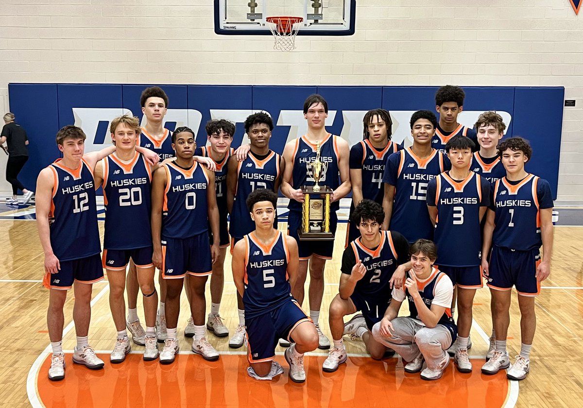 OPRF 65
Danville 62

Alex Gossett led with 23 points. 
Alex Vincent 18 points and 11 rebounds.
Logan Johnson 10 points and Jerome Delaney 7 points. Finished consolation champs!! Great team win!! 3-1 <a href="/michaelsobrien/">Michael O'Brien</a> <a href="/mikeclarkpreps/">MikeClarkPreps</a> <a href="/MelvinLTate/">M_L_Tate18</a> <a href="/Sports4Illinois/">Illinois Sports Updates</a>
