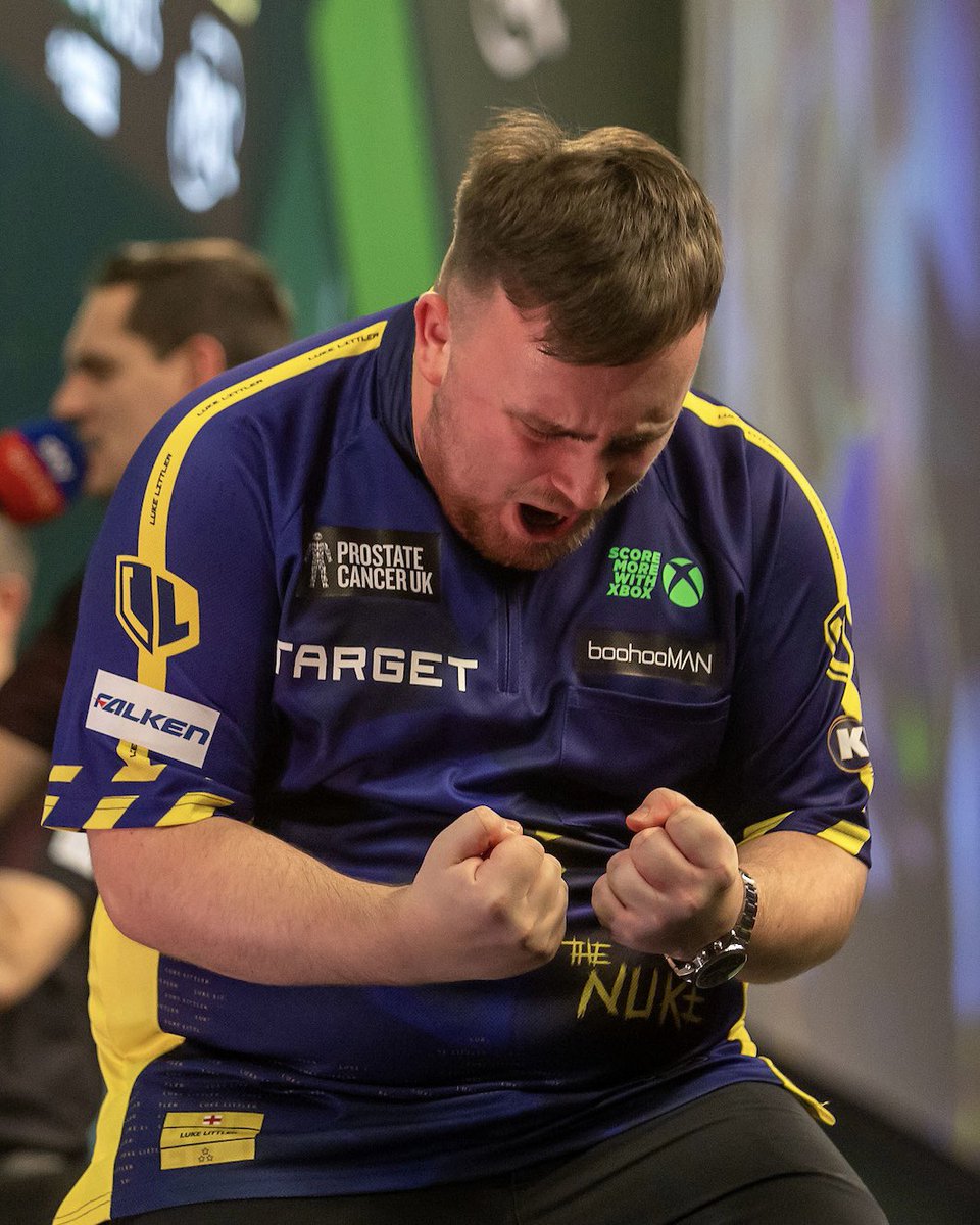 LukeTheNuke180's tweet photo. Photos say it all🙌🏼 feels good to get the win and be in the next round, see you on Monday❤️🎯 https://t.co/hiOheEPlO6