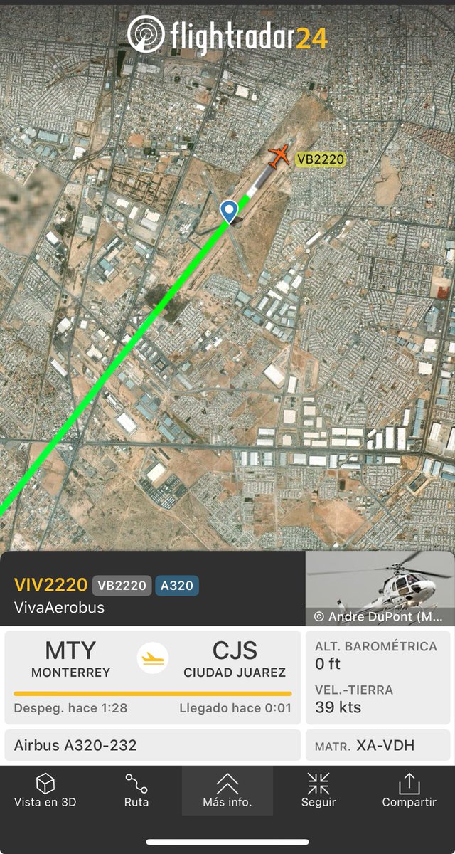 AHORA: Los pasajeros del VIV2220 finalmente han aterrizando en su destino luego de un cambio de avión.